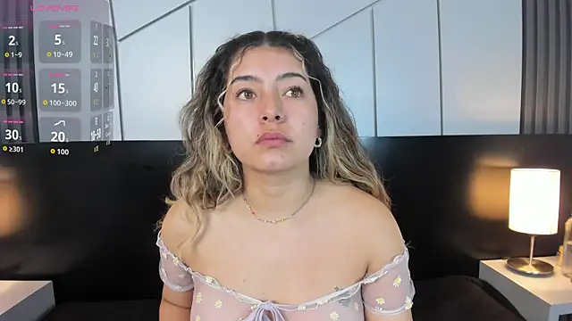 Snapshot of ChloeBelle_ chatting on 18, 7, 2026 ChloeBelle online show from 18, 7, 2026