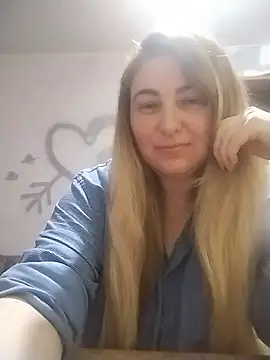 Snapshot of AngelWhite008 chatting on 14, 6, 2026 AngelWhite008 online show from 14, 6, 2026