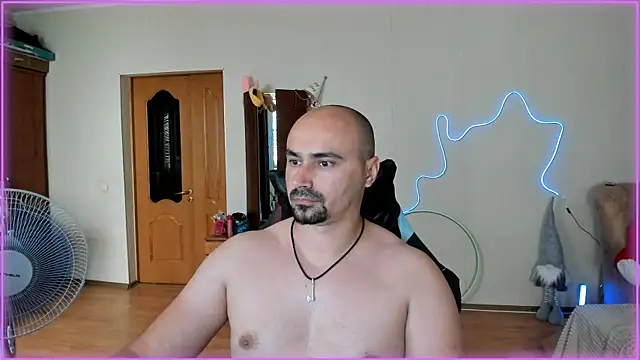 Snapshot of -SexyDaddy- chatting on 24, 6, 2026 -SexyDaddy- online show from 24, 6, 2026