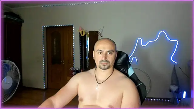 Snapshot of -SexyDaddy- chatting on 12, 6, 2026 -SexyDaddy- online show from 12, 6, 2026