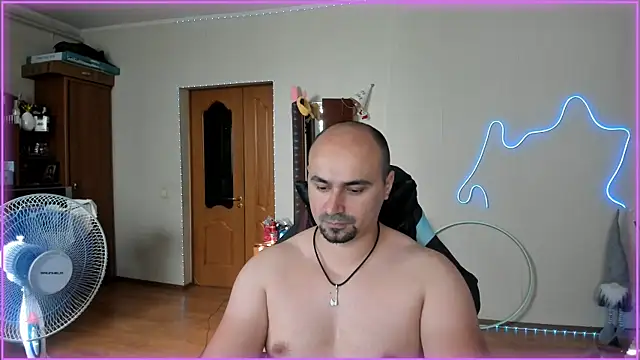 Snapshot of -SexyDaddy- chatting on 18, 6, 2026 -SexyDaddy- online show from 18, 6, 2026