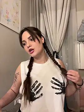 Snapshot of Reilbellll chatting on 1, 7, 2026 Reilbellll online show from 1, 7, 2026