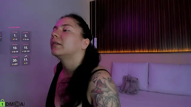 Snapshot of rebecaa_grey chatting on 18, 7, 2026 rebecaa grey online show from 18, 7, 2026