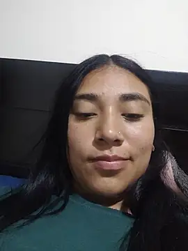Amber-gold online show from 5, 7, 2026