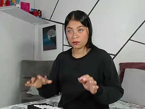 Snapshot of charlotte_vickie chatting on 1, 7, 2026 charlotte vickie online show from 1, 7, 2026