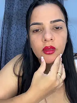 Snapshot of Escarlata2077 chatting on 16, 6, 2026 Escarlata2077 online show from 16, 6, 2026