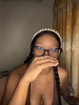 Snapshot of chell_iivy chatting on 14, 7, 2026 chell iivy online show from 14, 7, 2026