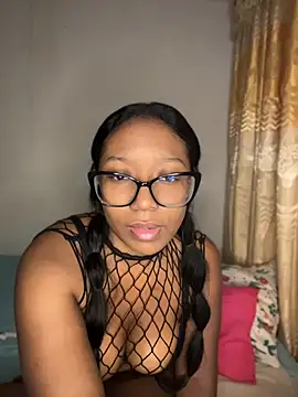 Snapshot of chell_iivy chatting on 26, 7, 2026 chell iivy online show from 26, 7, 2026