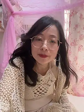 Snapshot of TangTang0530 chatting on 13, 7, 2026 TangTang0530 online show from 13, 7, 2026