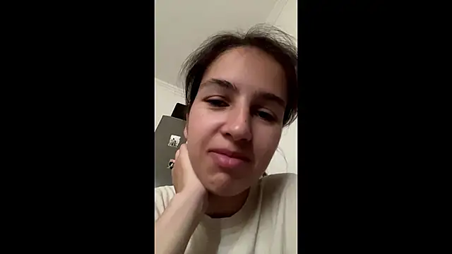 Snapshot of SindyKay chatting on 16, 6, 2026 SindyKay online show from 16, 6, 2026