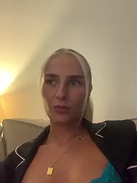 Snapshot of Millymae_ chatting on 12, 6, 2026 Millymae online show from 12, 6, 2026