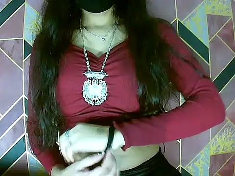 Snapshot of Hot-Roshni chatting on 4, 7, 2026 Hot-Roshni online show from 4, 7, 2026