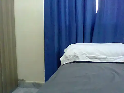 Snapshot of Swt_dee chatting on 7, 7, 2026 Swt dee online show from 7, 7, 2026