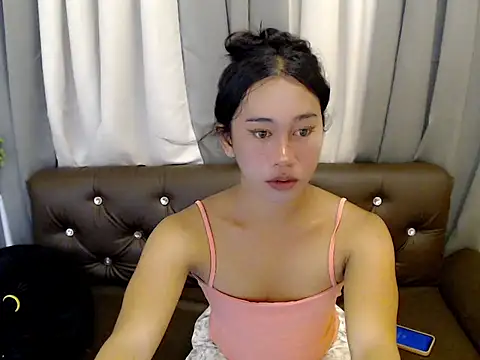 Snapshot of kyla_pretty chatting on 18, 7, 2026 kyla pretty online show from 18, 7, 2026