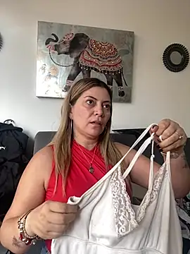pamelaQenn2 online show from 5, 7, 2026