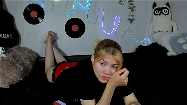 Milena Stasym online show from 21, 7, 2026