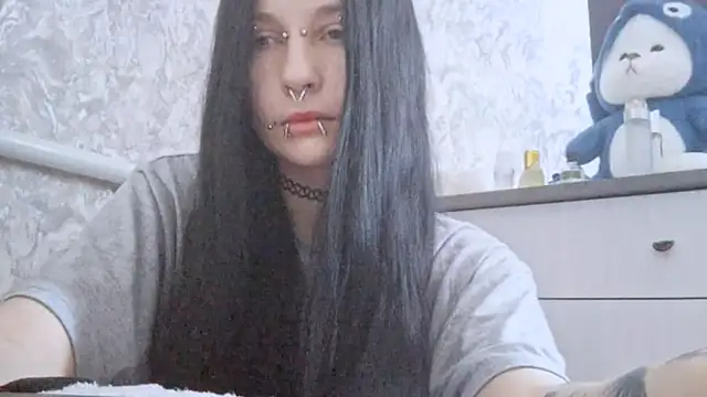 Snapshot of KrissyHiott chatting on 16, 6, 2026 KrissyHiott online show from 16, 6, 2026
