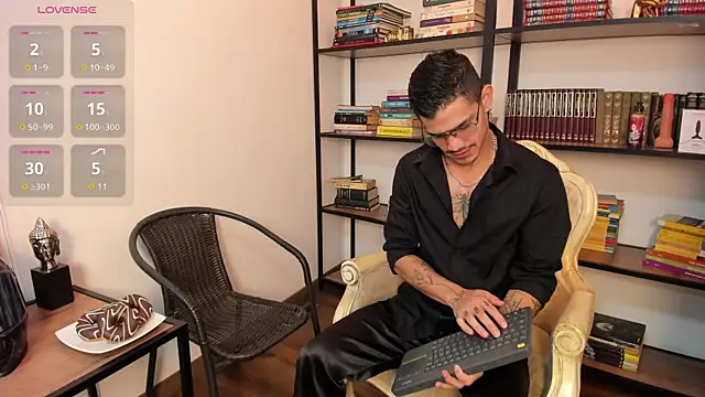 Snapshot of Jared_Cole chatting on 10, 7, 2026 Jared Cole online show from 10, 7, 2026