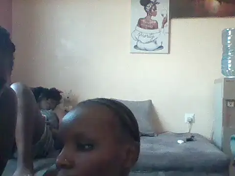 Snapshot of Prettypappi77 chatting on 25, 6, 2026 Prettypappi77 online show from 25, 6, 2026