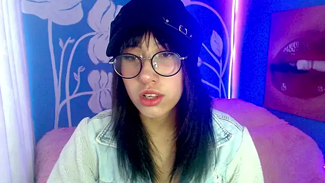 Snapshot of eli_doll chatting on 10, 7, 2026 eli doll online show from 10, 7, 2026