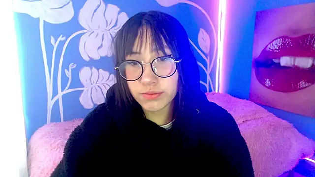 Snapshot of eli_doll chatting on 8, 7, 2026 eli doll online show from 8, 7, 2026