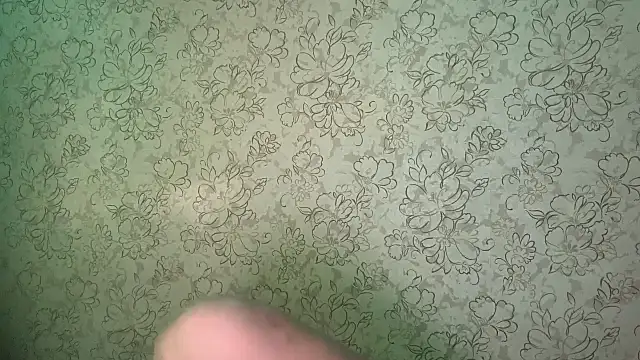 Snapshot of LaceyBatter chatting on 4, 6, 2026 LaceyBatter online show from 4, 6, 2026