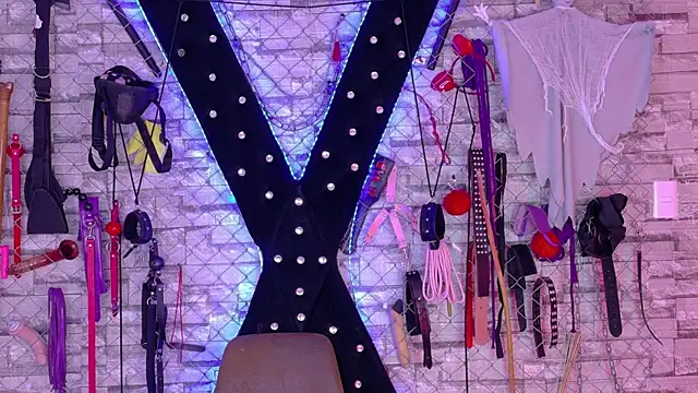 Dakota BDSM online show from 16, 6, 2026