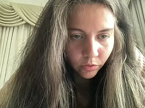 Peaches0777 online show from 7, 6, 2026