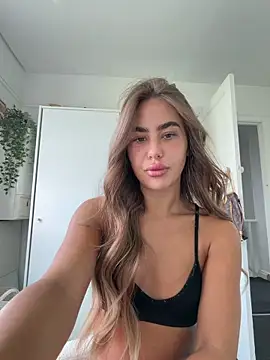 Snapshot of Nikola_Olivia chatting on 31, 5, 2026 Nikola Olivia online show from 31, 5, 2026