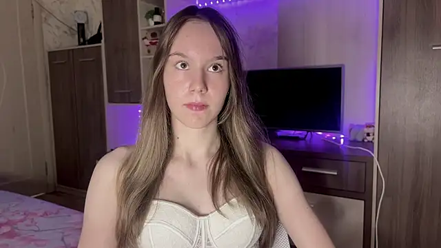 RinaRight   online show from 5, 6, 2026