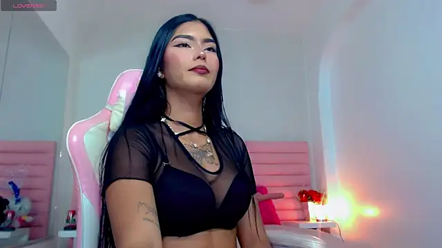 katiuska lovely online show from 4, 7, 2026