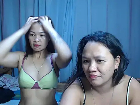 Snapshot of urpretty_hotmama chatting on 13, 6, 2026 urpretty hotmama online show from 13, 6, 2026
