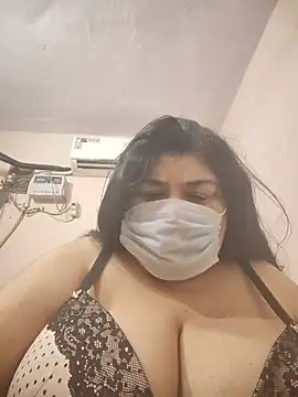 Snapshot of simranjeet_kaur69 chatting on 26, 7, 2026 simranjeet kaur69 online show from 26, 7, 2026