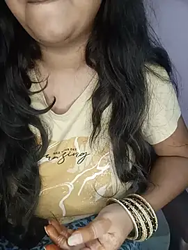 Snapshot of MissRiyaLive chatting on 2, 8, 2026 MissRiyaLive online show from 2, 8, 2026