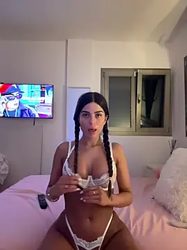 Snapshot of miaabelluccii chatting on 29, 6, 2026 miaabelluccii online show from 29, 6, 2026
