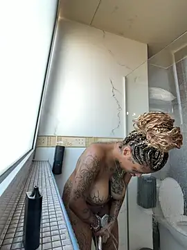 Kira nyxx online show from 26, 6, 2026