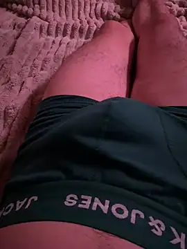 Pierre20cm21ans online show from 29, 6, 2026