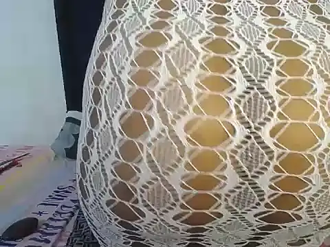 shygirlxx30 online show from 2, 6, 2026