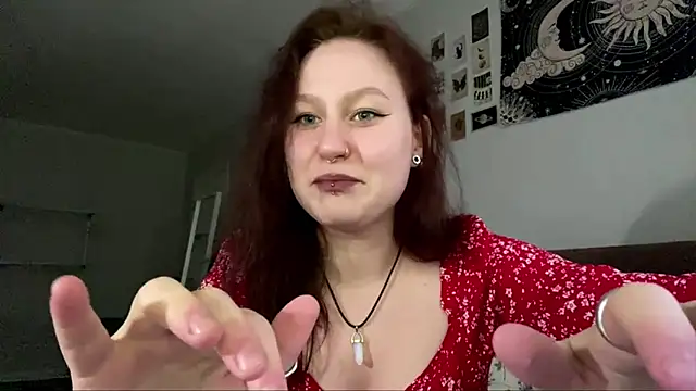 Snapshot of LoiseLovetto chatting on 9, 6, 2026 LoiseLovetto online show from 9, 6, 2026