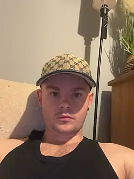 Ronnie153 online show from 4, 8, 2026