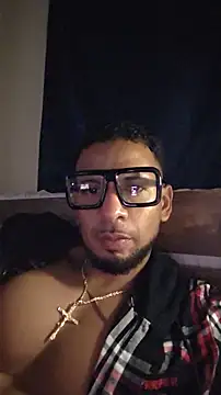 Snapshot of BigBlackMagicStic chatting on 10, 7, 2026 BigBlackMagicStic online show from 10, 7, 2026