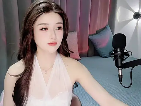 Snapshot of Momo-Wow chatting on 10, 6, 2026 Momo-Wow online show from 10, 6, 2026