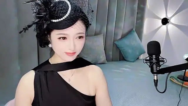 Snapshot of Momo-Wow chatting on 25, 6, 2026 Momo-Wow online show from 25, 6, 2026
