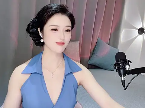 Snapshot of Momo-Wow chatting on 2, 6, 2026 Momo-Wow online show from 2, 6, 2026