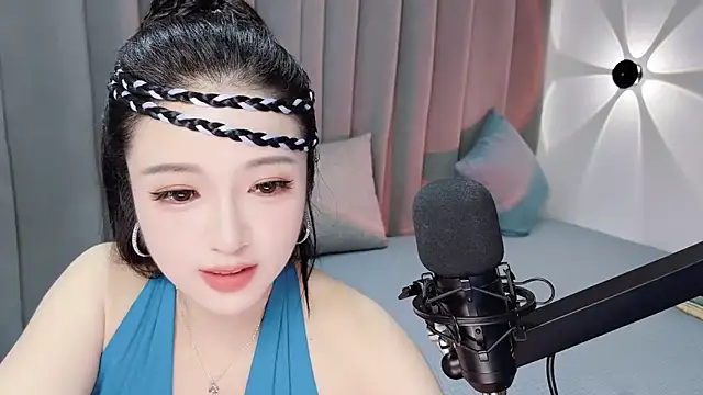 Snapshot of Momo-Wow chatting on 22, 6, 2026 Momo-Wow online show from 22, 6, 2026