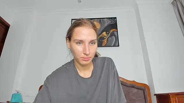 SofiClimbing online show from 15, 10, 2025