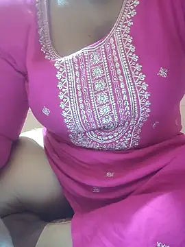 Snapshot of Tamilvalarmathi chatting on 15, 6, 2026 Tamilvalarmathi online show from 15, 6, 2026