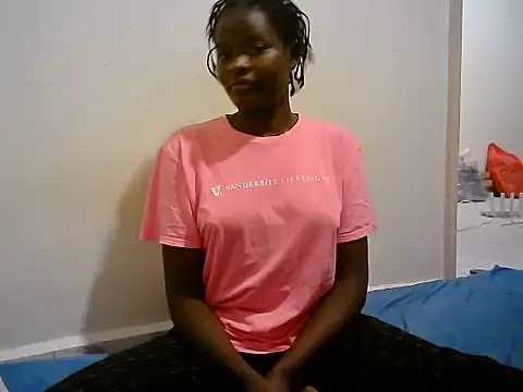 Snapshot of BerryJulie chatting on 16, 6, 2026 BerryJulie online show from 16, 6, 2026