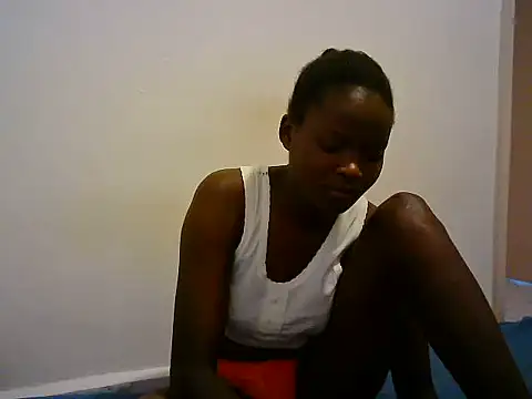 Snapshot of BerryJulie chatting on 15, 6, 2026 BerryJulie online show from 15, 6, 2026