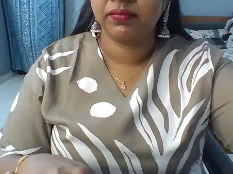 Tamil hot Meenu online show from 6, 7, 2026